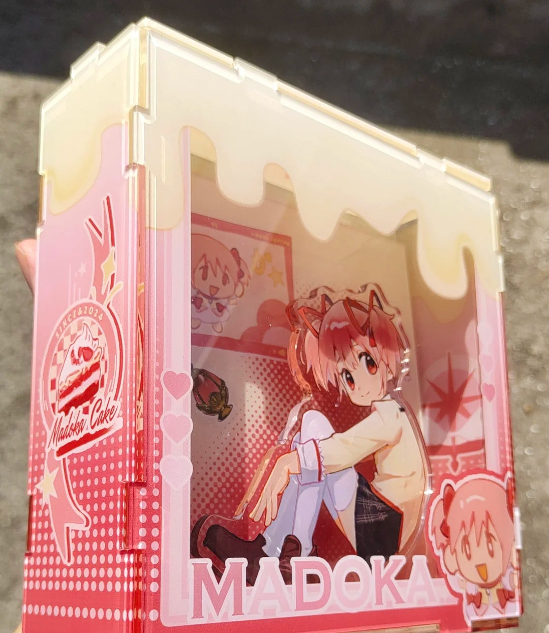 Custom Acrylic Box Standee – Vogesey