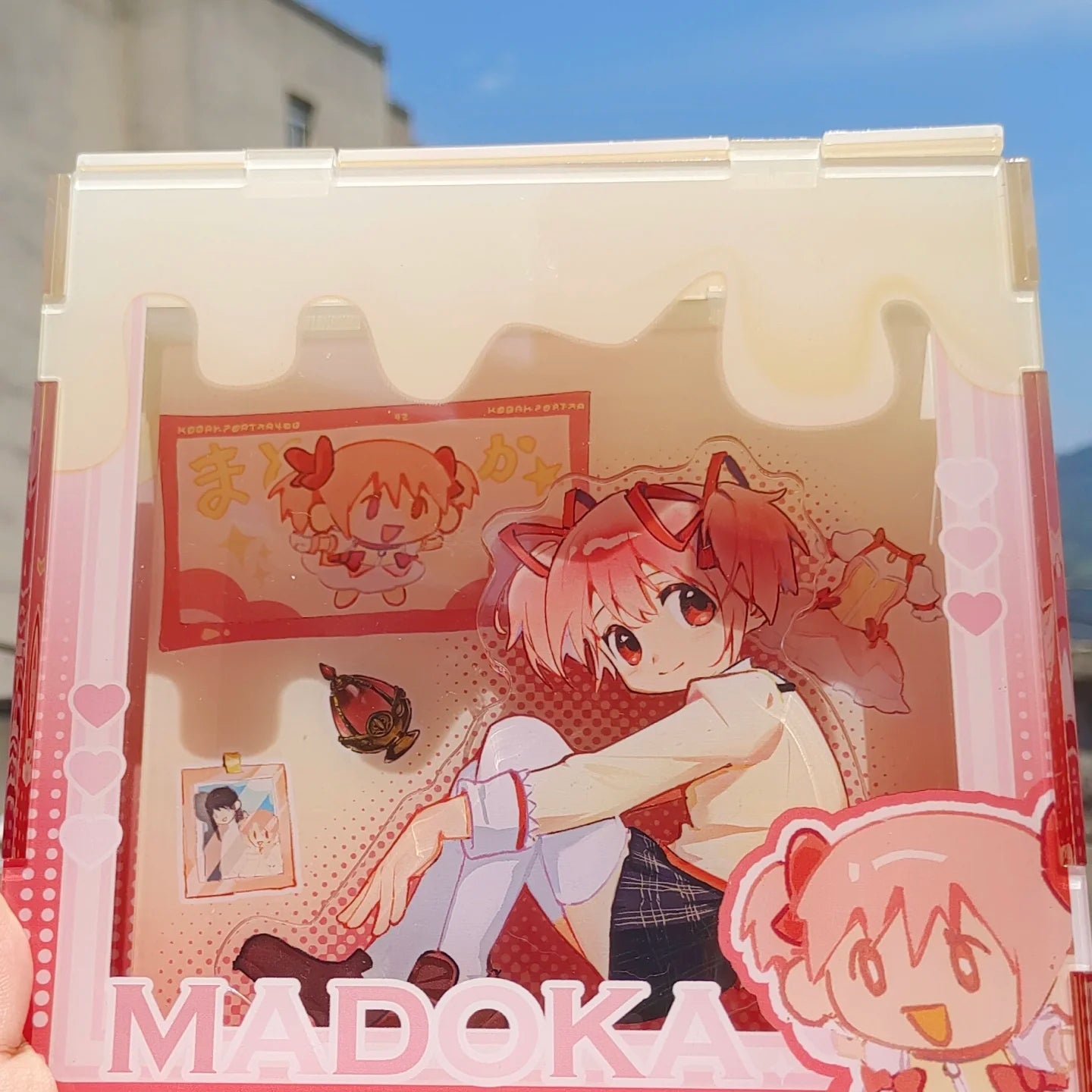 Custom Acrylic Box Standee – Vogesey